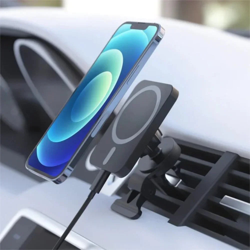 NIB Magnetic MagSafe® Compatible Car Mount 15W Charging – Black